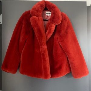 Apparis red coat size M